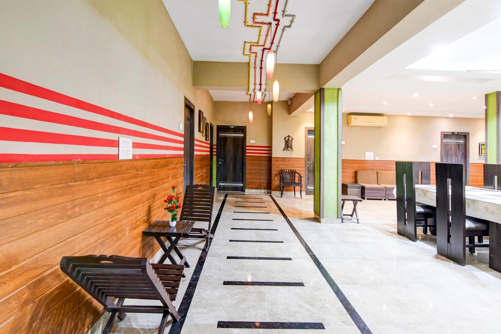 OYO 6356 Urban Guest House Bhasa Extérieur photo