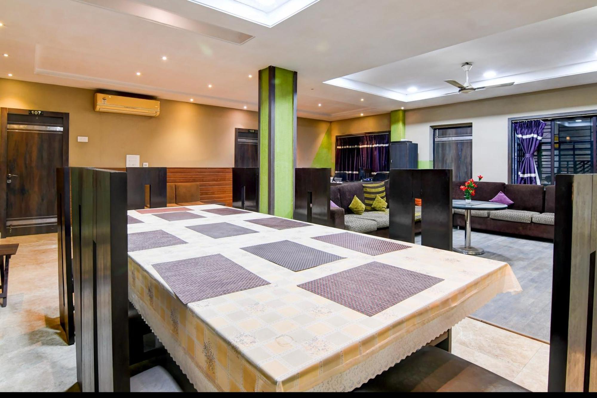 OYO 6356 Urban Guest House Bhasa Extérieur photo